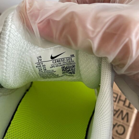 Nike Air Max Genome(GS) WHITE BLUE YELLOW Women 8.5/Big Kid 7Y(CZ4652-101) - Picture 10 of 13